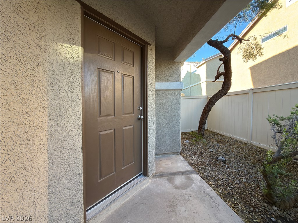 11970 Giles Street Property Photo 4