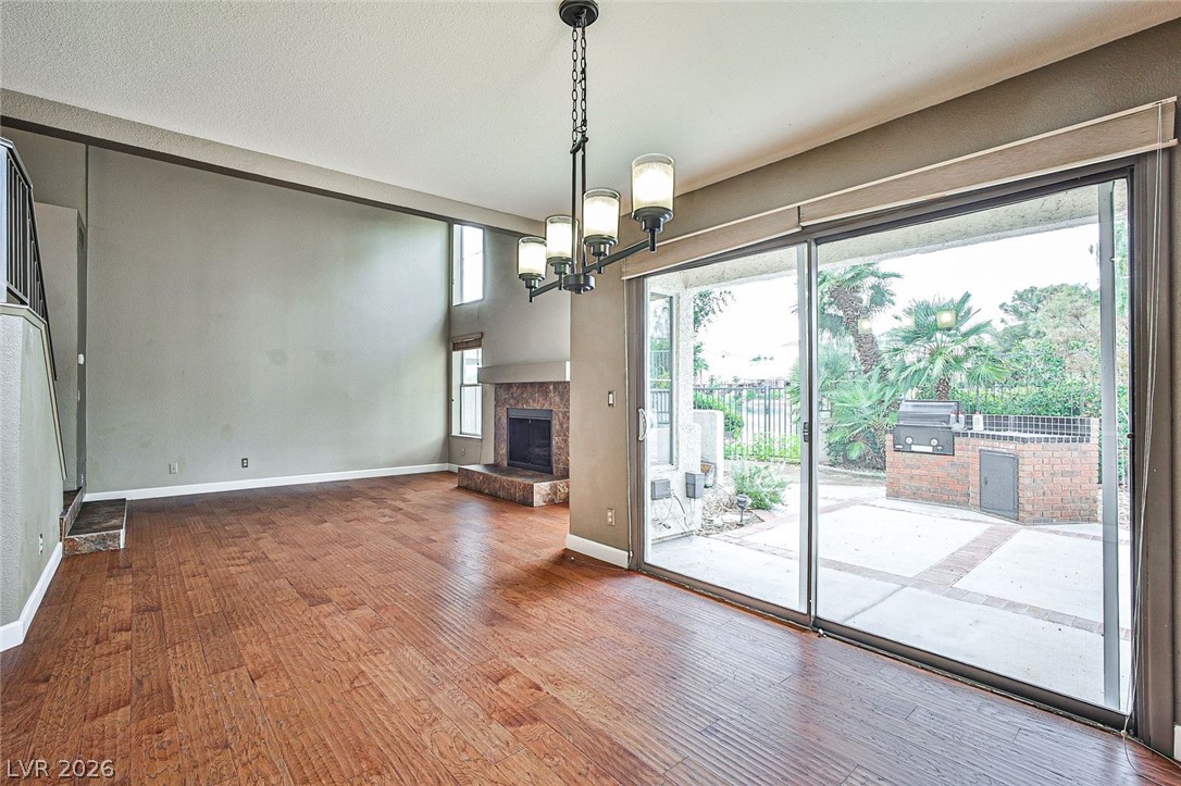2657 Seashore Drive Property Photo 8