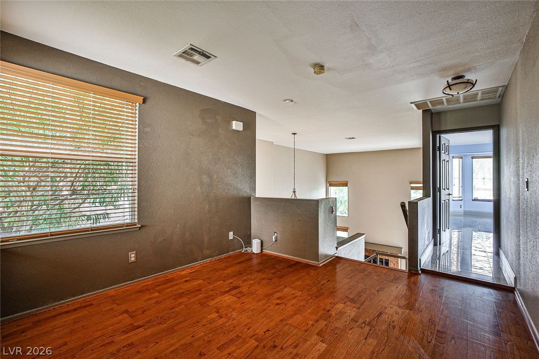 2657 Seashore Drive Property Photo 14