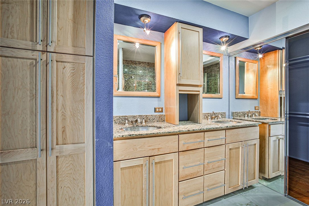 2657 Seashore Drive Property Photo 23