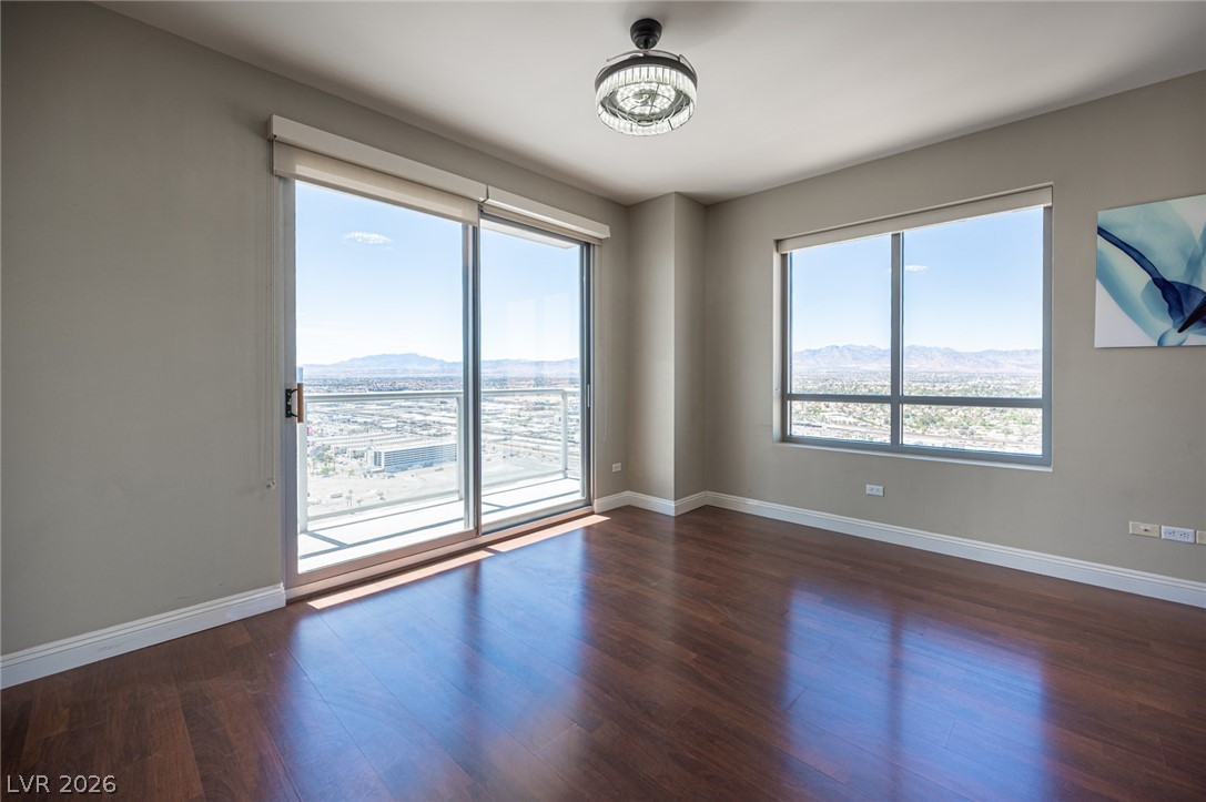 200 West Sahara Avenue 3401 Property Photo 38