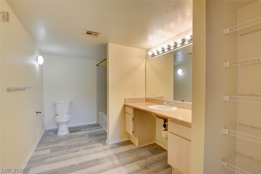 2809613 Property Photo 14