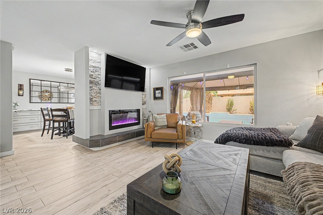 10147 Cupids Dart Street Property Photo 6
