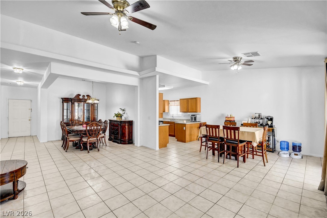5129 Coral Beach Street Property Photo 20