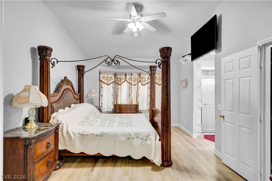 5129 Coral Beach Street Property Photo 24