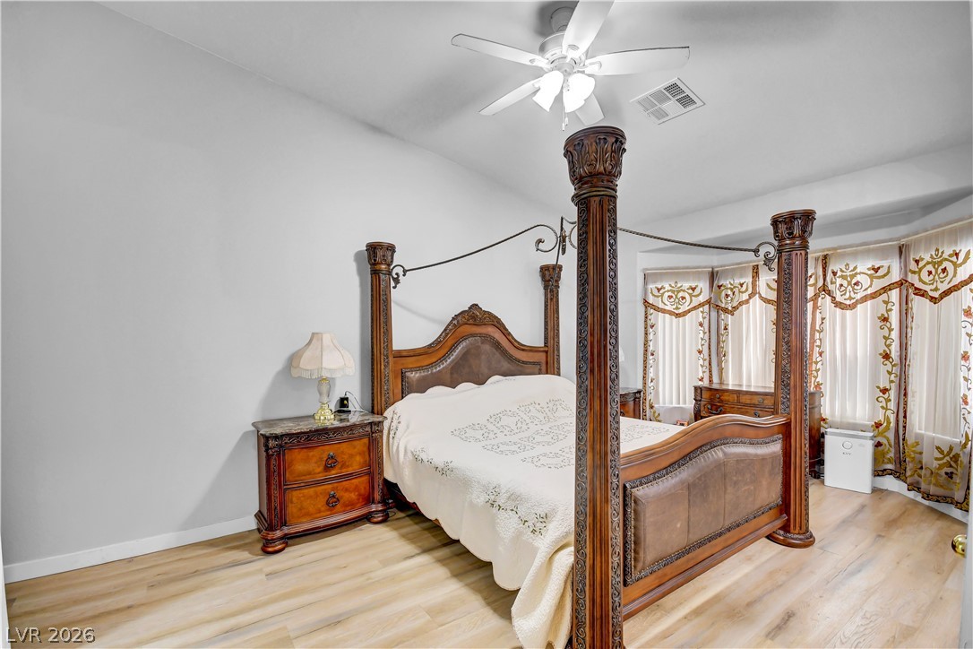 5129 Coral Beach Street Property Photo 25