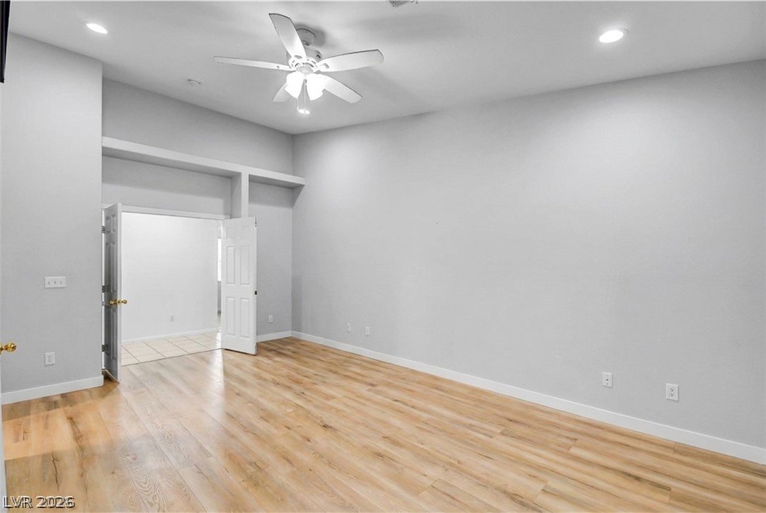 5129 Coral Beach Street Property Photo 25