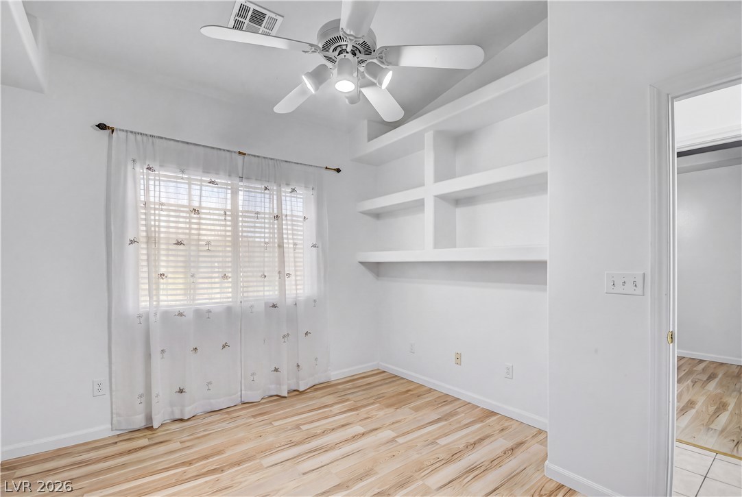 5129 Coral Beach Street Property Photo 36