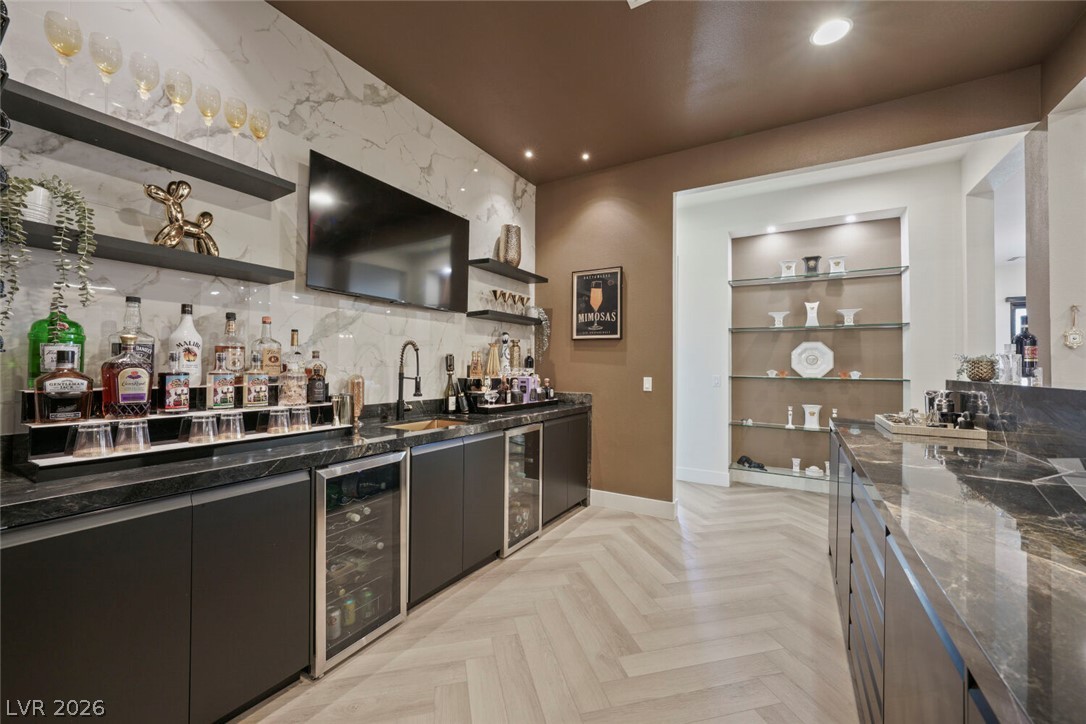 9306 Sierra De Luna Court Property Photo 12