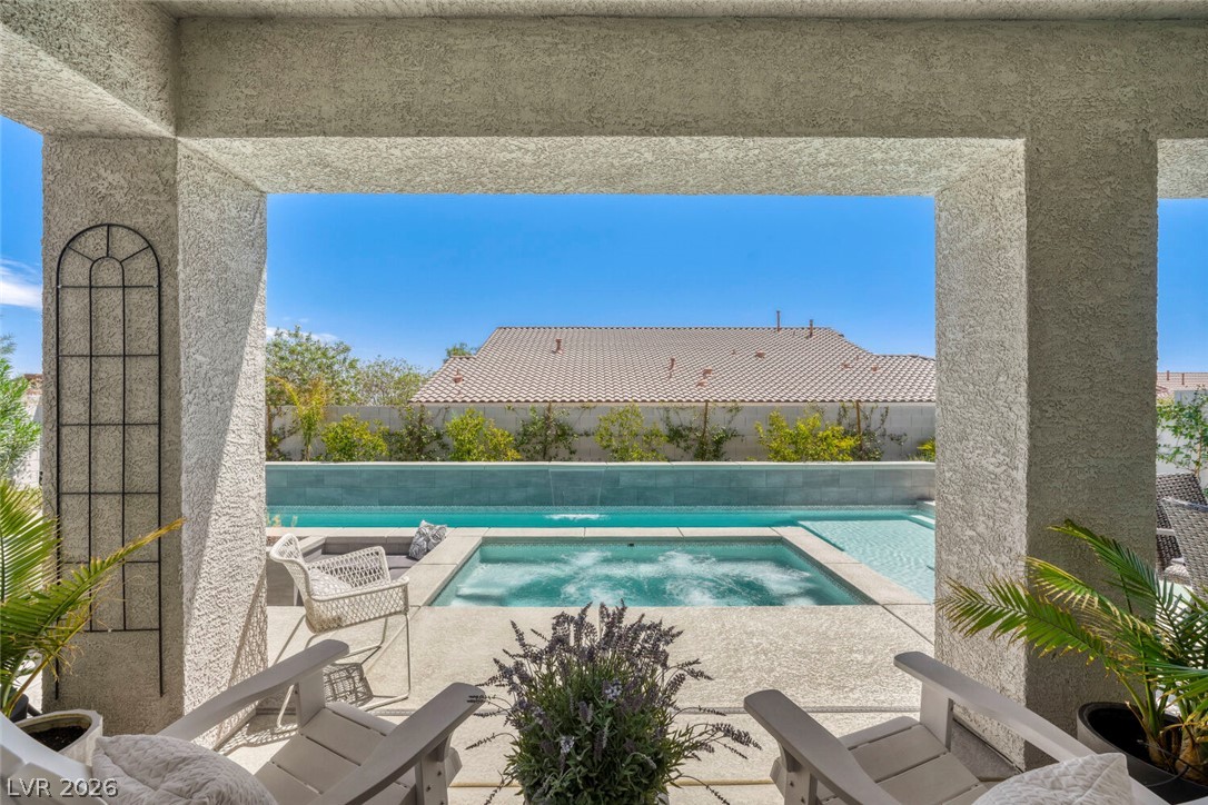 9306 Sierra De Luna Court Property Photo 18