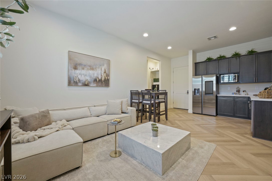 9306 Sierra De Luna Court Property Photo 32