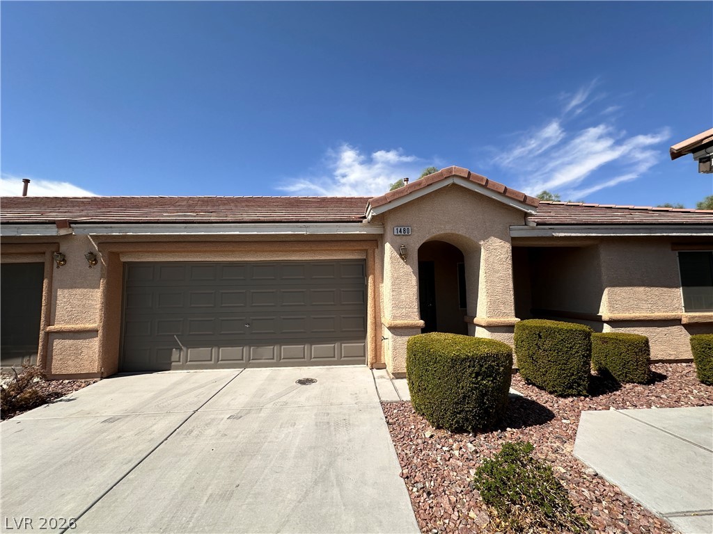 1480 Amitola Avenue Property Photo 1
