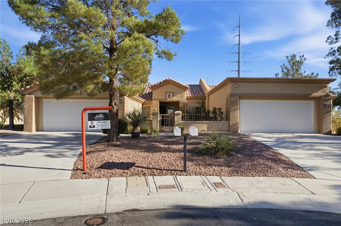 9812 Villa Ridge Drive Property Photo 3