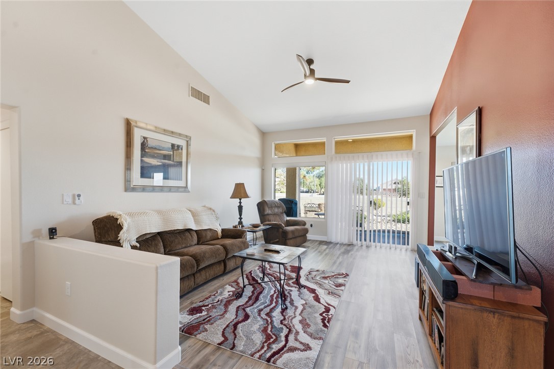 9812 Villa Ridge Drive Property Photo 6