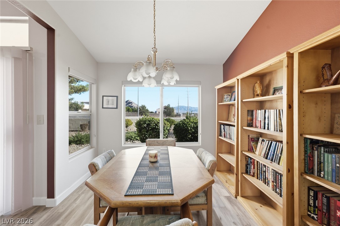 9812 Villa Ridge Drive Property Photo 10