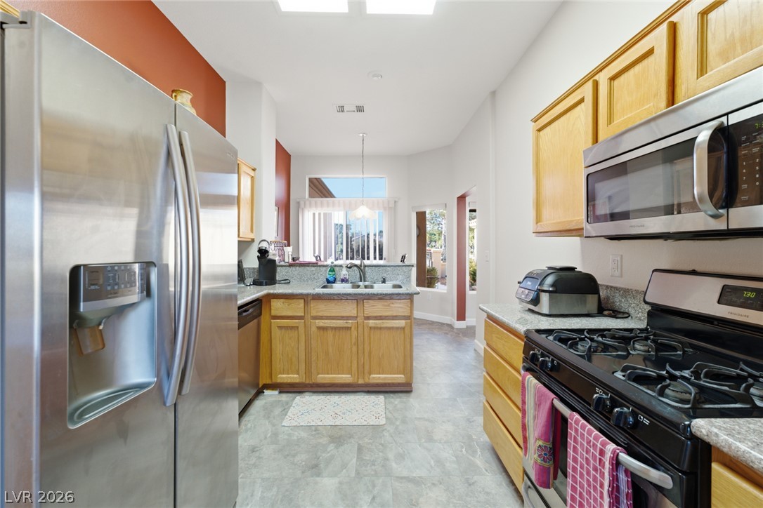 9812 Villa Ridge Drive Property Photo 12