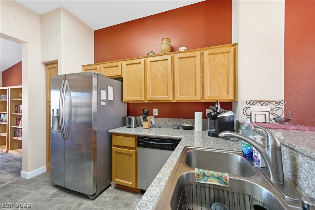 9812 Villa Ridge Drive Property Photo 14