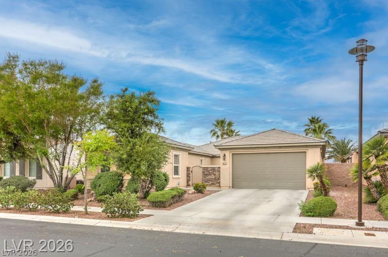 8213 Bay Dunes Street Property Photo 3