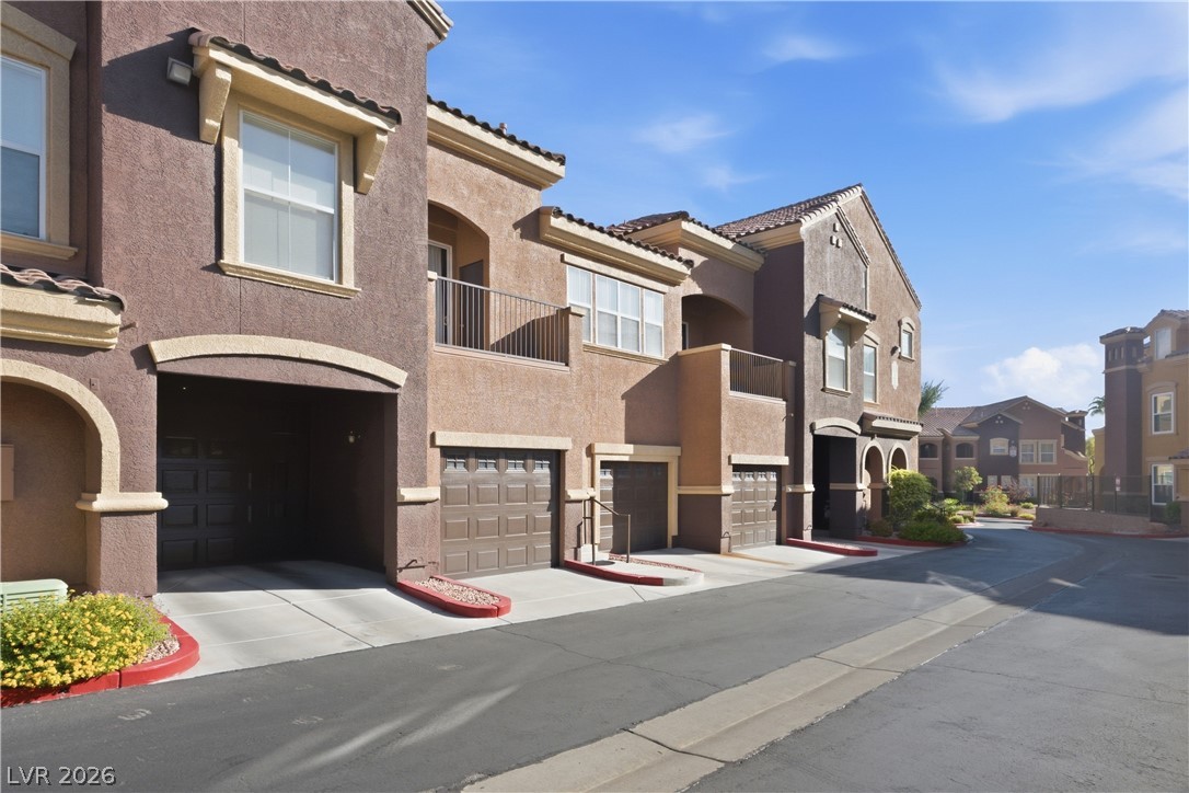 3975 North Hualapai Way 284 Property Photo 1