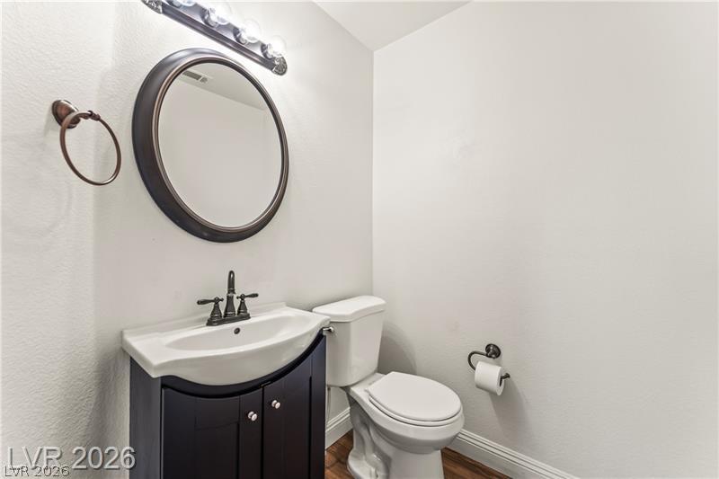 8708 Majestic Pine Avenue Property Photo 8