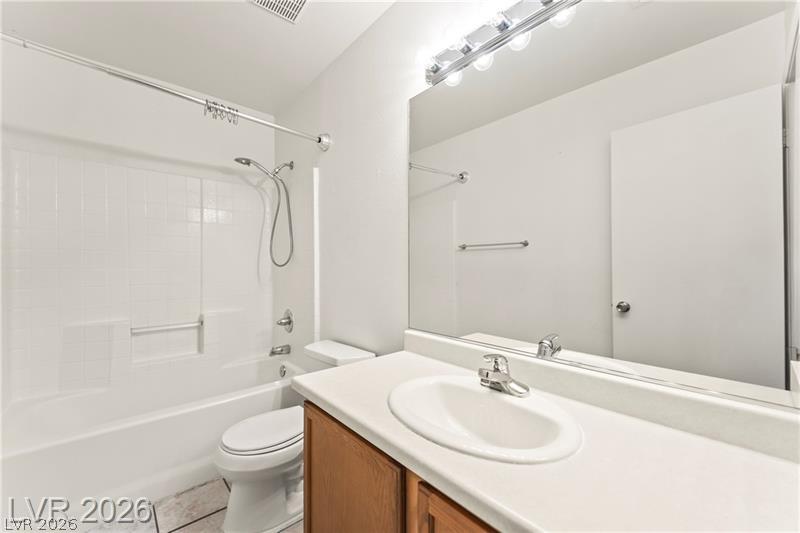 8708 Majestic Pine Avenue Property Photo 10