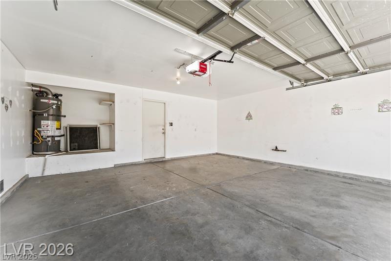 8708 Majestic Pine Avenue Property Photo 18