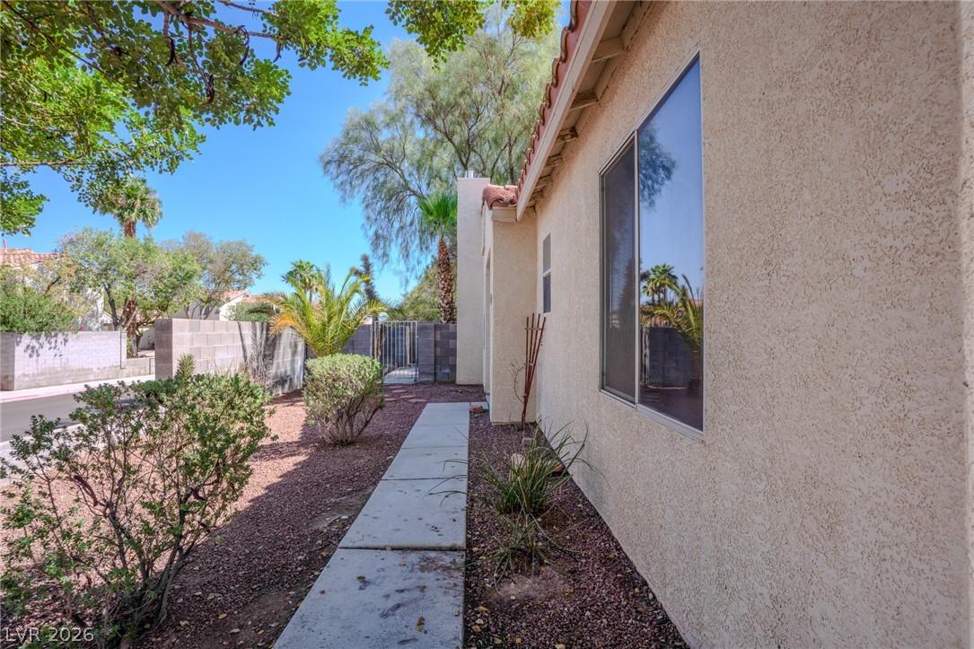 7252 Wandering Star Court Property Photo 6