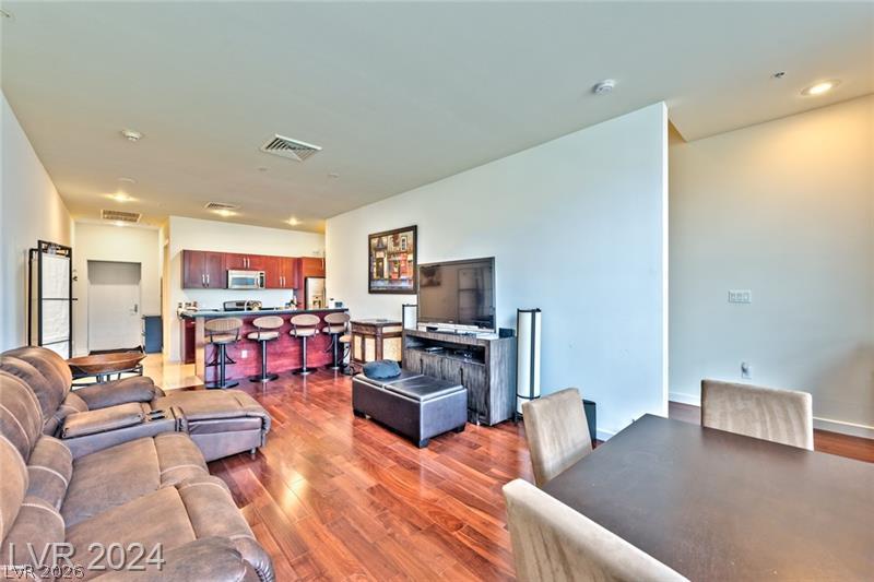 4585 Dean Martin Drive 202 Property Photo 3