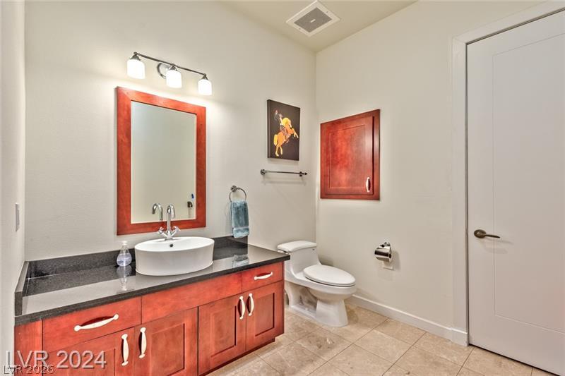 4585 Dean Martin Drive 202 Property Photo 14