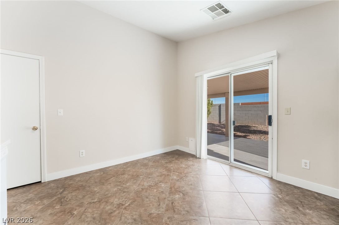 5424 Eagle Claw Avenue Property Photo 11