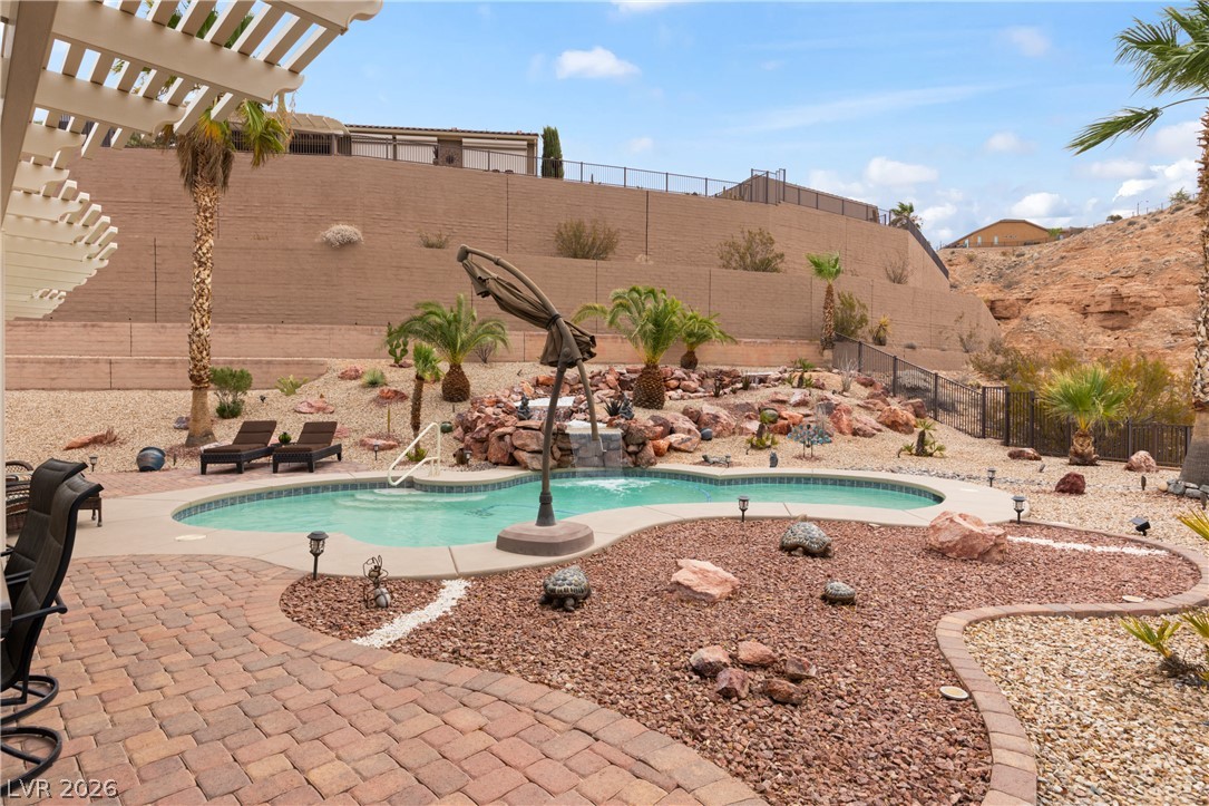 1190 Bluff Shadow Court Property Photo 38