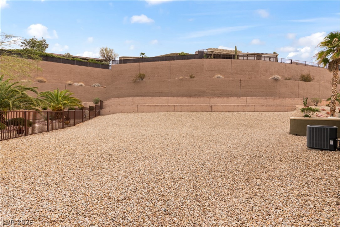 1190 Bluff Shadow Court Property Photo 45