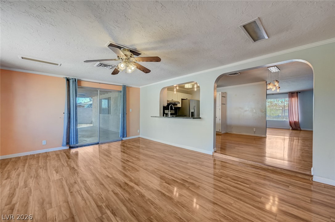 1209 Meadbrook Street Property Photo 17