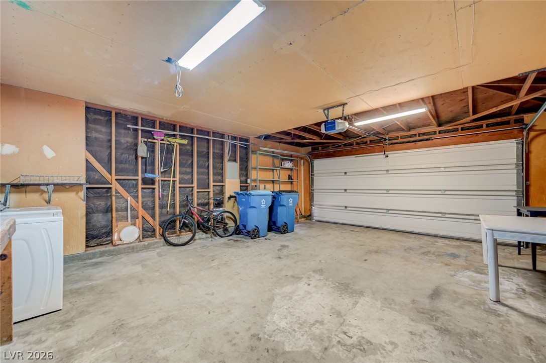 1209 Meadbrook Street Property Photo 33