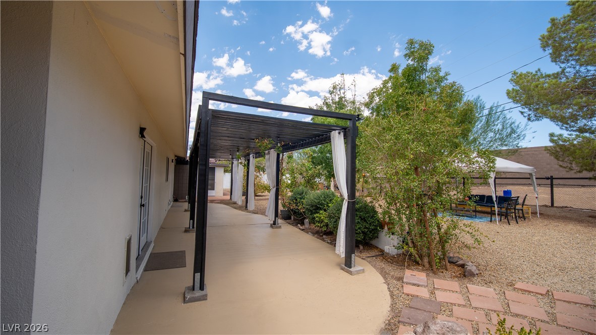 425 Blackridge Road Property Photo 24