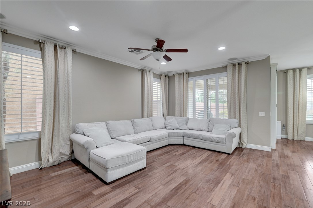 7694 Canyon Diablo Road Property Photo 8