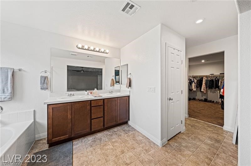 4278 Eagle Island Property Photo 18