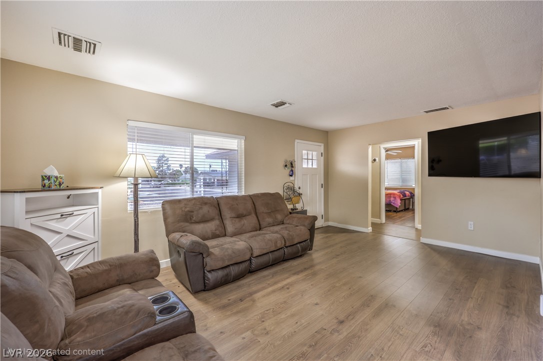 131 Constitution Avenue Property Photo 4