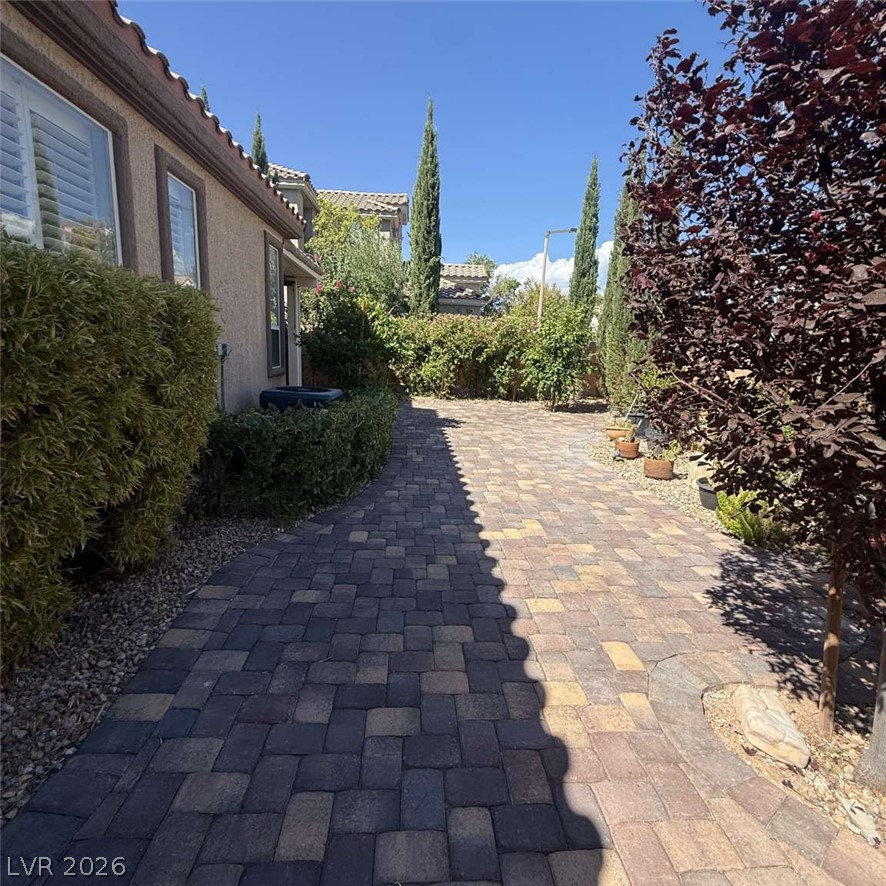 9329 Eagle Ridge Drive Property Photo 4