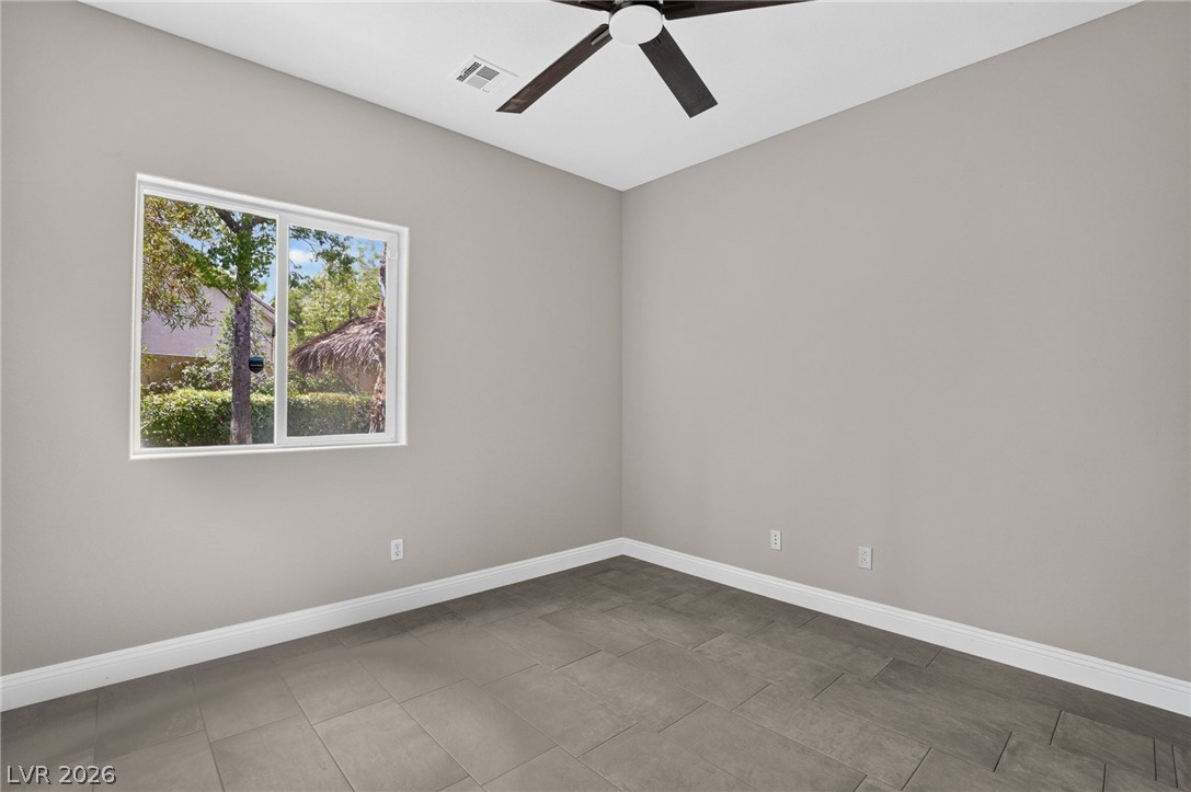 11212 Dell Cliffs Court Property Photo 8