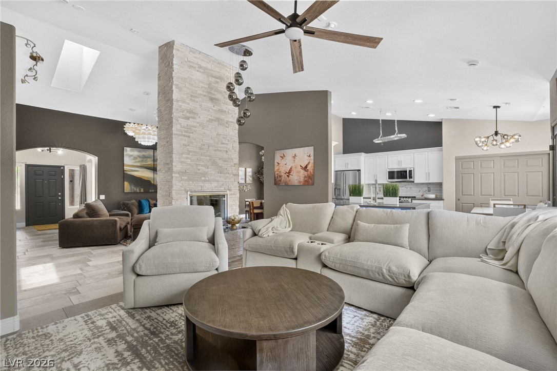 11212 Dell Cliffs Court Property Photo 19