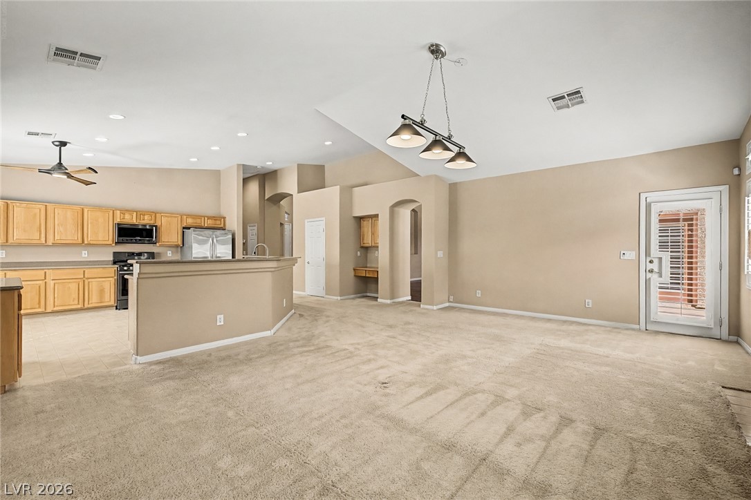 1613 Cowboy Chaps Place Property Photo 16