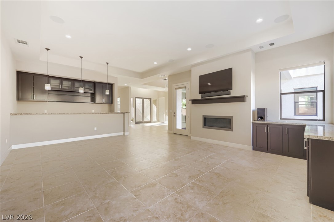 70 Grey Feather Drive Property Photo 11