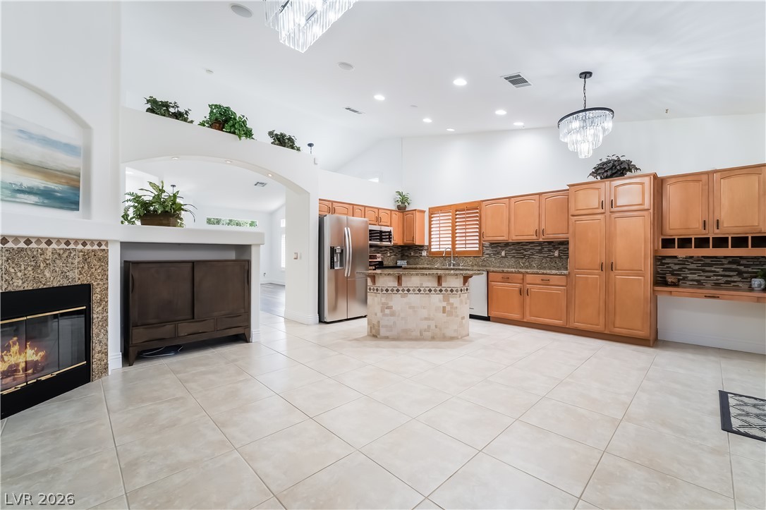 5791 Magini Avenue Property Photo 3