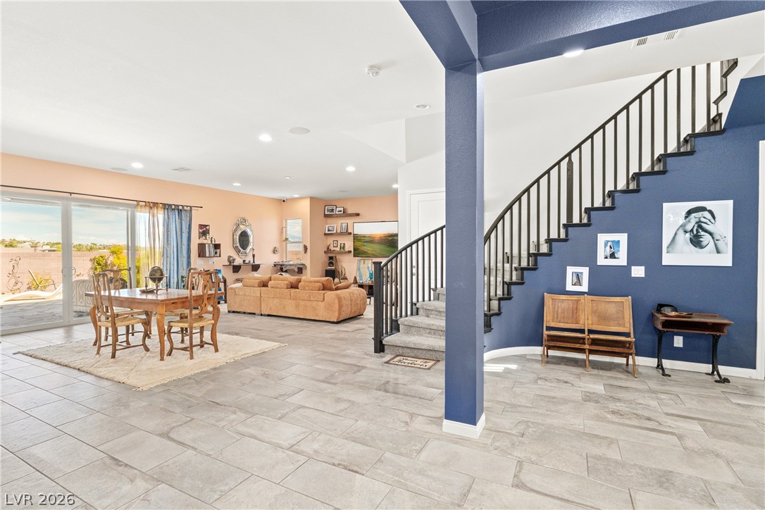 4081 Turquoise Falls Street Property Photo 6