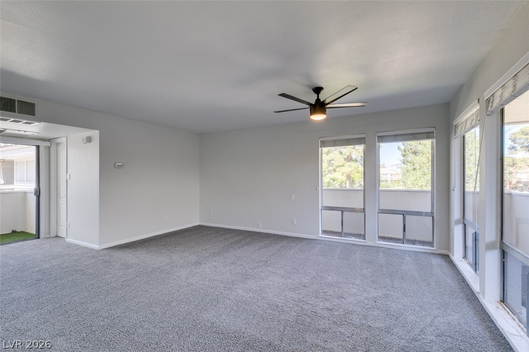 714 Oakmont Avenue 1104 Property Photo 8
