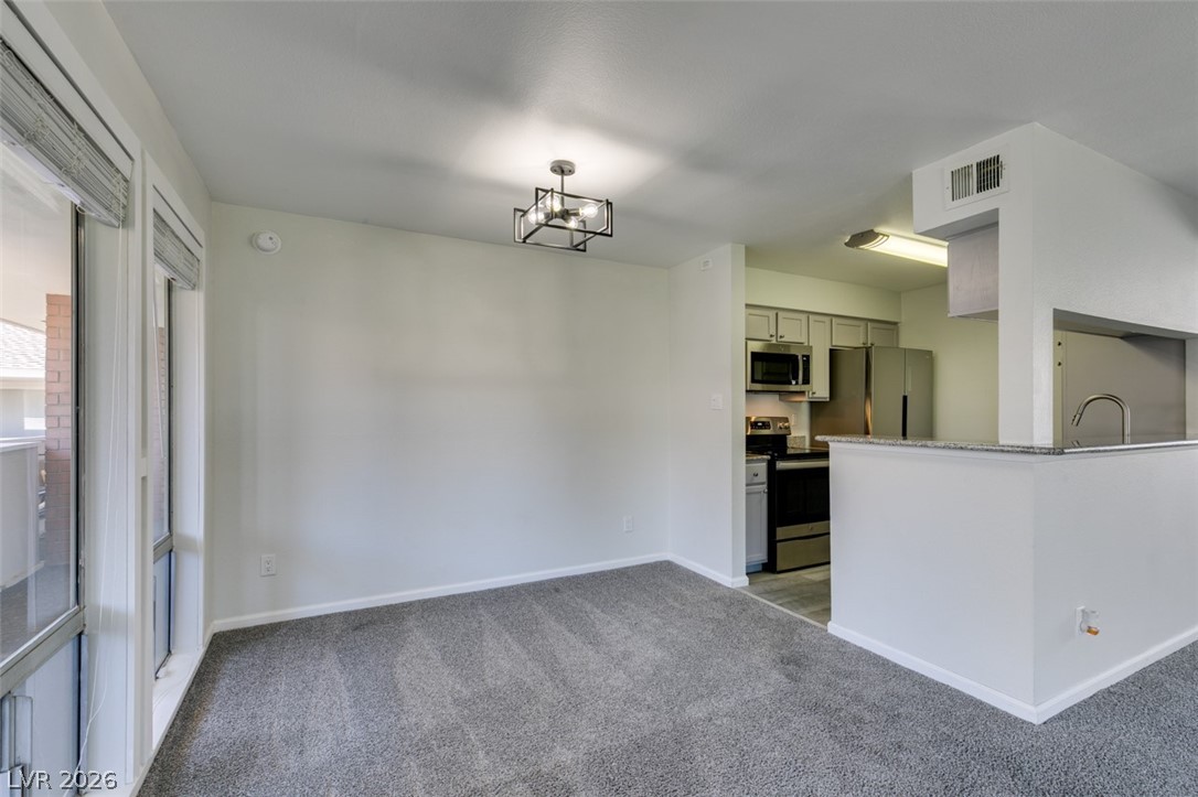 714 Oakmont Avenue 1104 Property Photo 26
