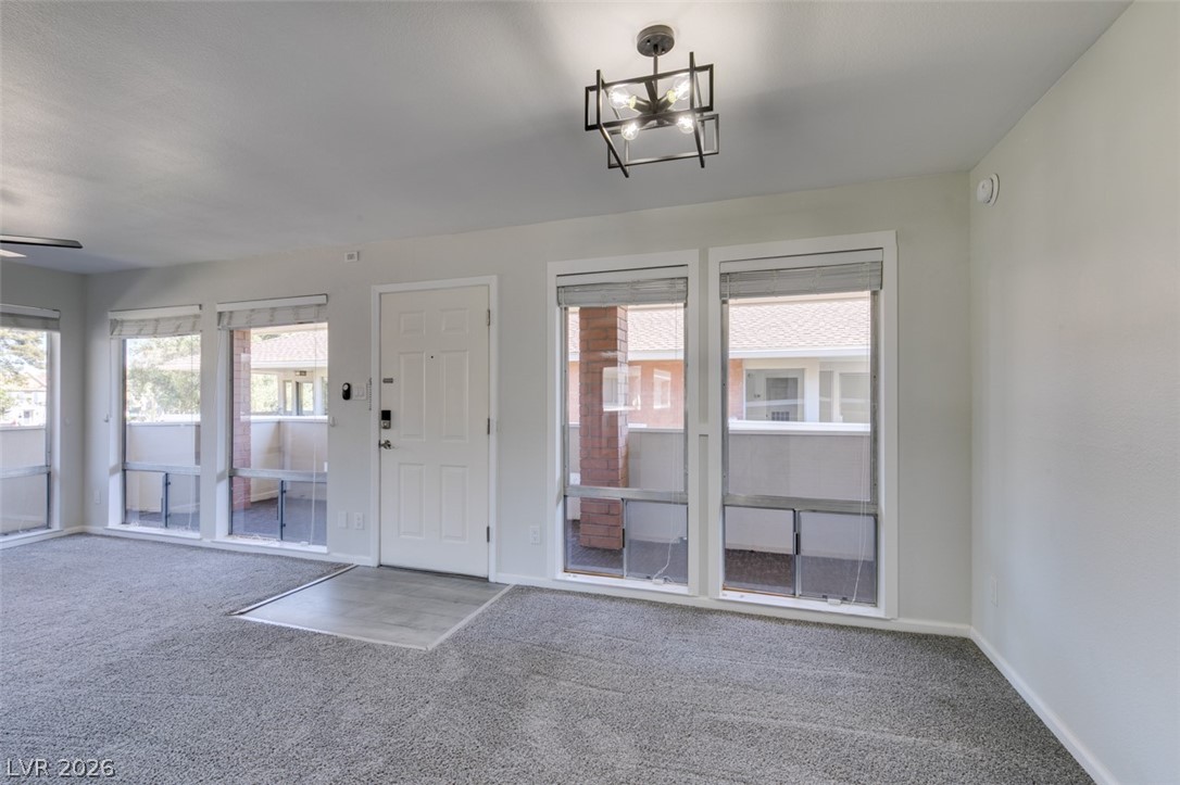 714 Oakmont Avenue 1104 Property Photo 27