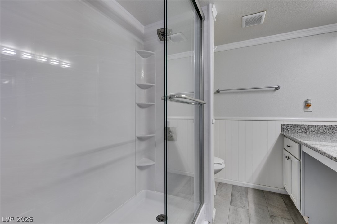 714 Oakmont Avenue 1104 Property Photo 37