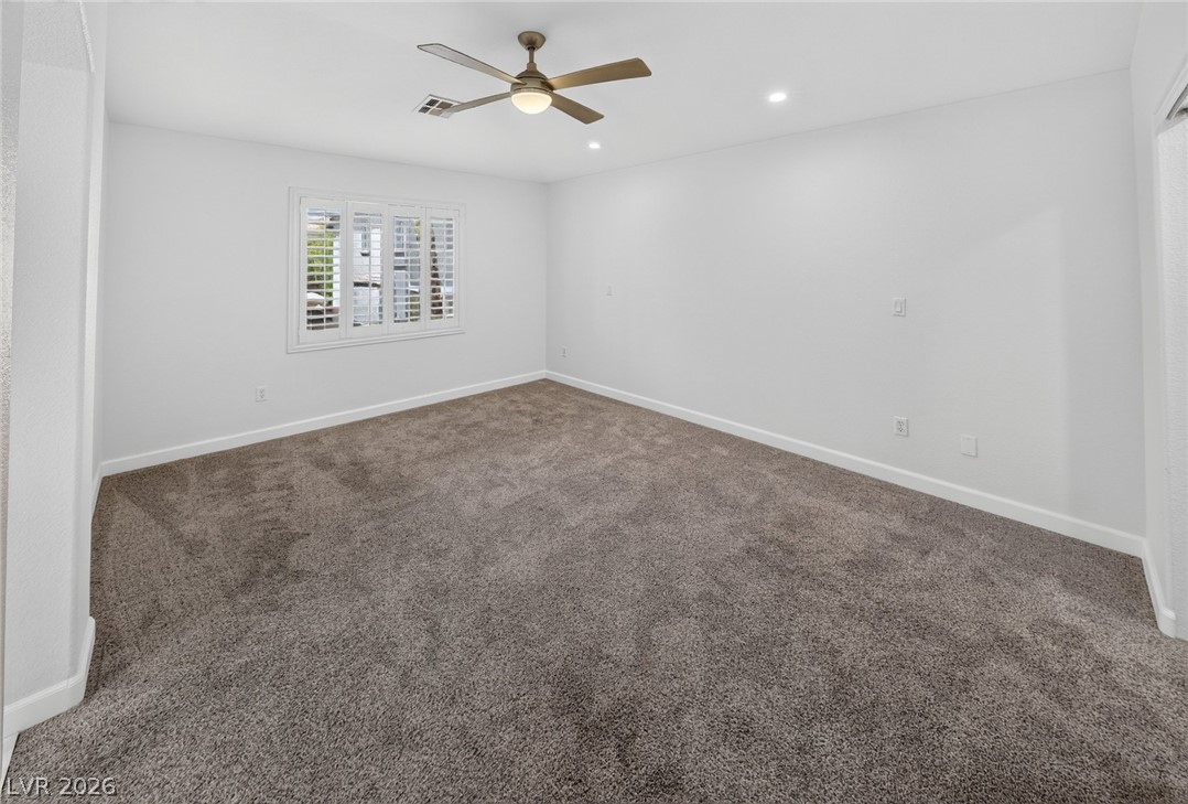 2169 Hosta Court Property Photo 9